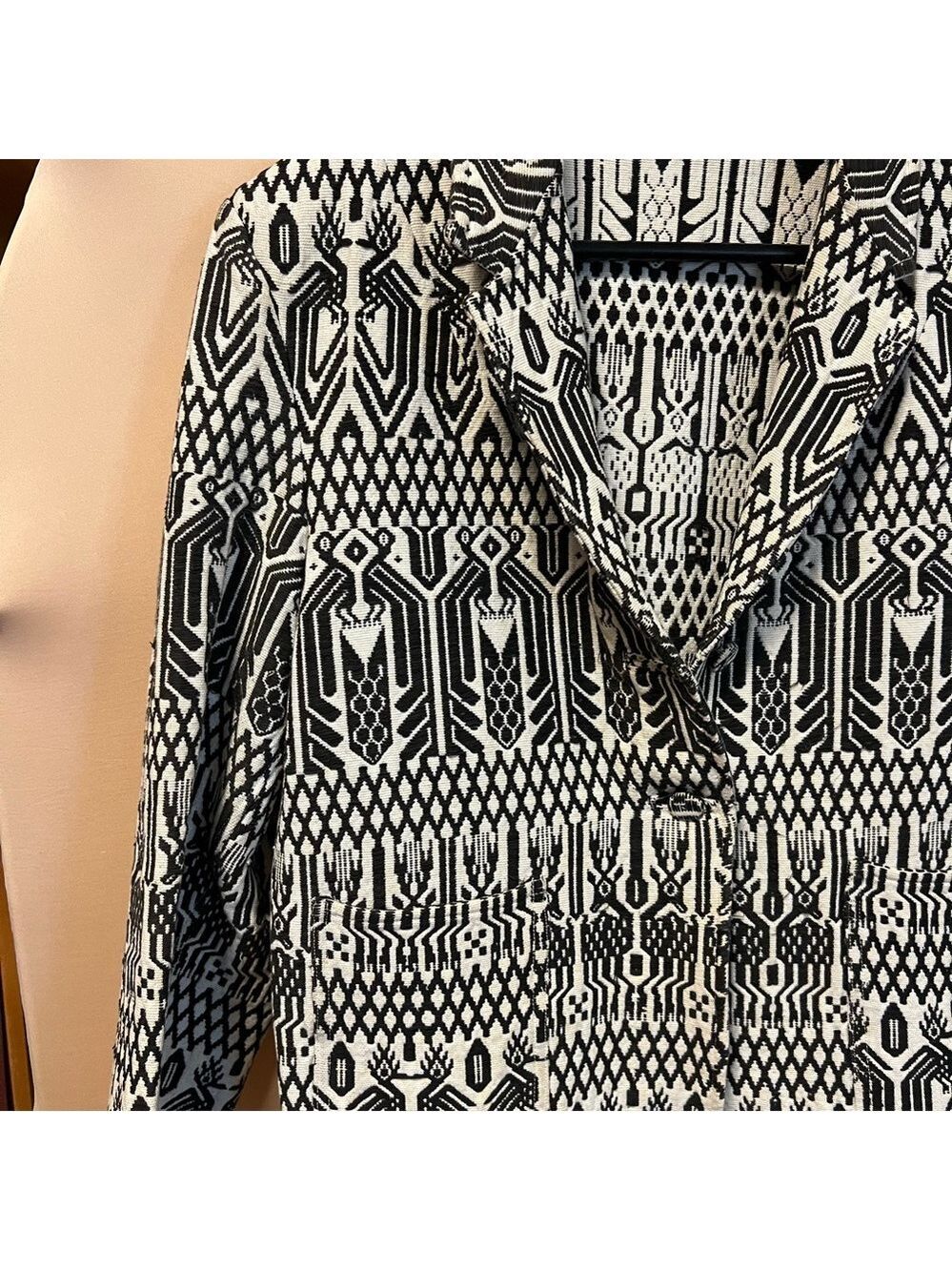 Authentic Guatemalan Jacket - Picture 3 of 6